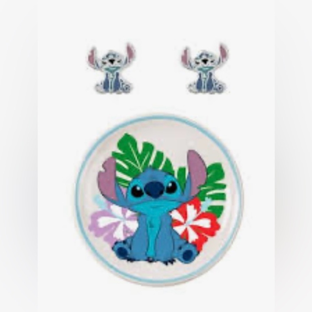 Lilo and Stitch Earrings and
Trinket Tray Set |